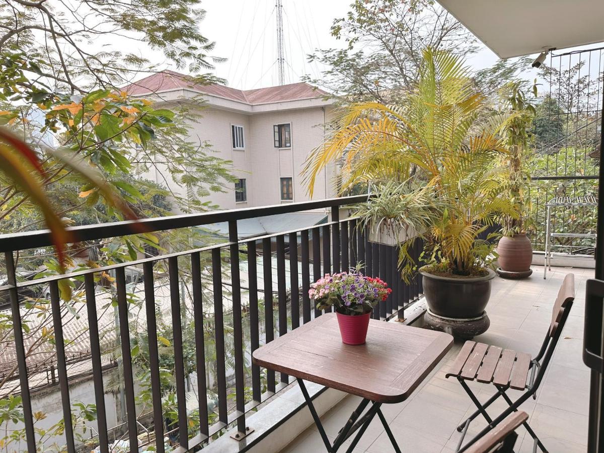 Luxe Paradise Residence Trinh Cong Son Hanoi Exterior photo