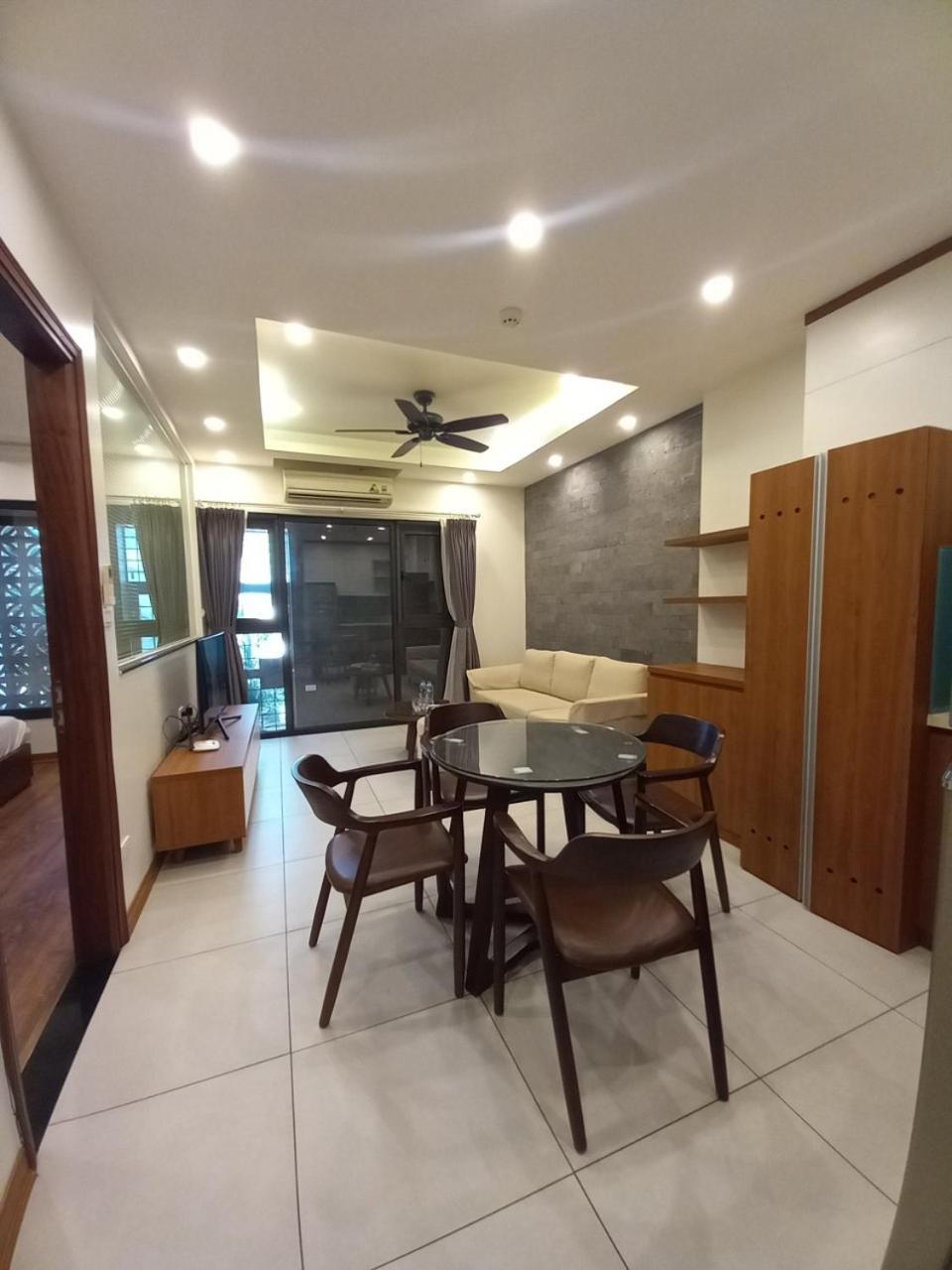 Luxe Paradise Residence Trinh Cong Son Hanoi Exterior photo